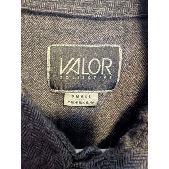 Valor Collective Dark Gray Flannel L/S Button Up Shirt Sz S Skater Streetwear - Picture 4 of 4